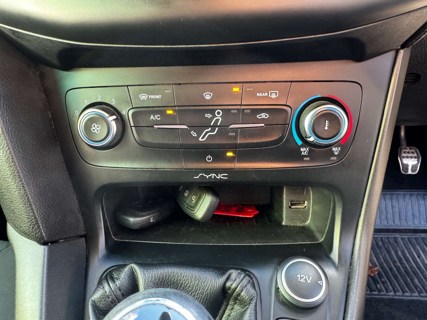 Used Ford Focus 2015 for sale - 76757908: Photo 15