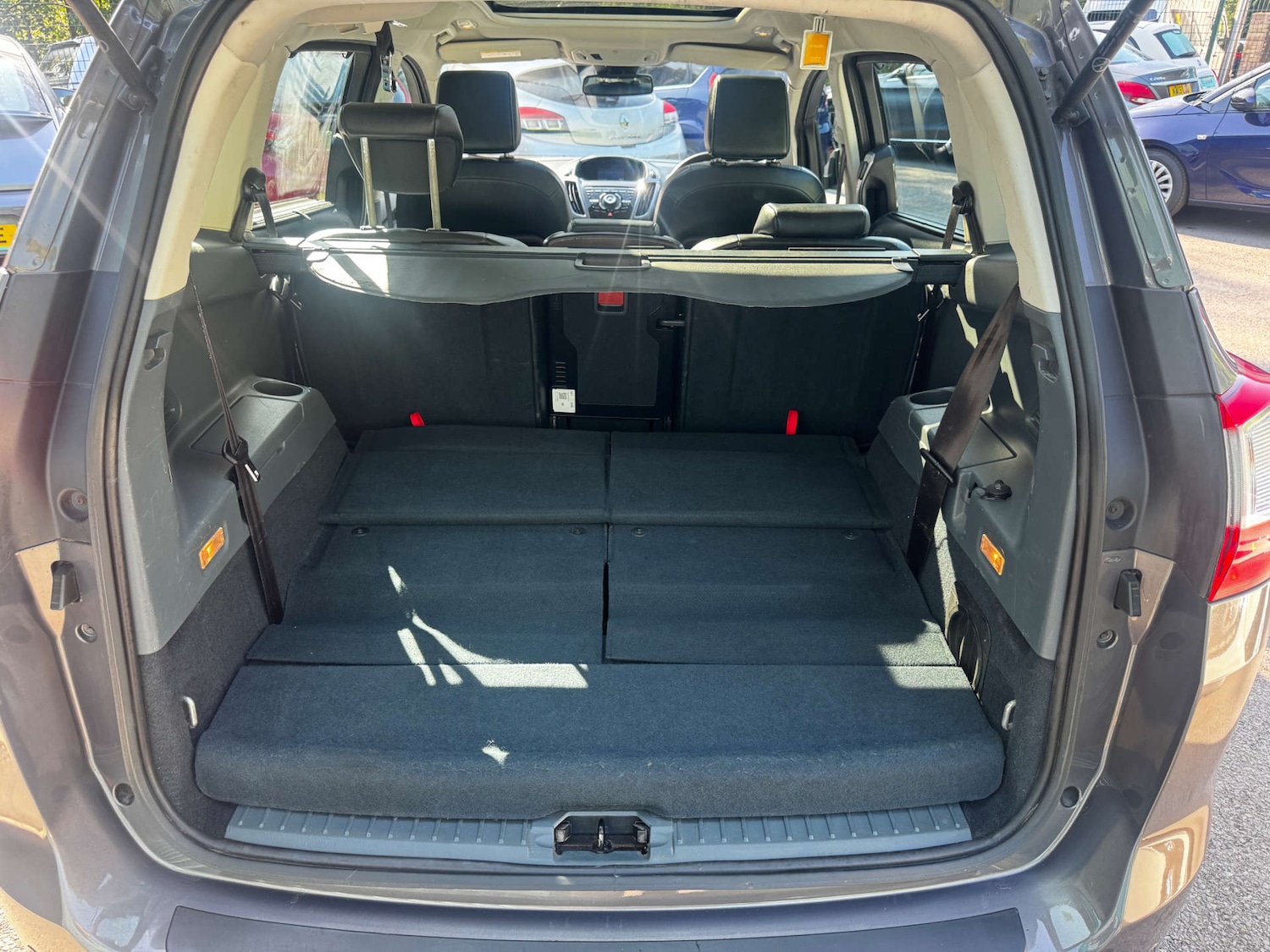 Used Ford Grand C-Max 2014 for sale - 76363582: Photo 26