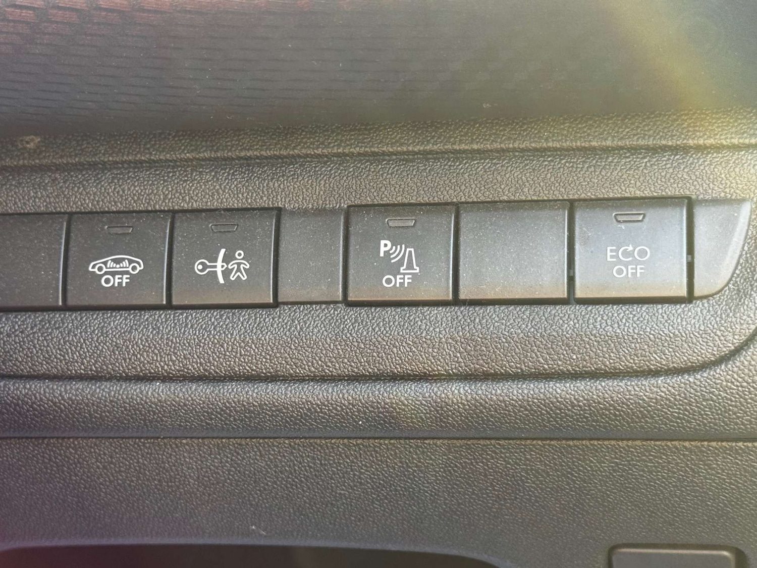 Used Peugeot 2008 2018 for sale - 76600593: Photo 16