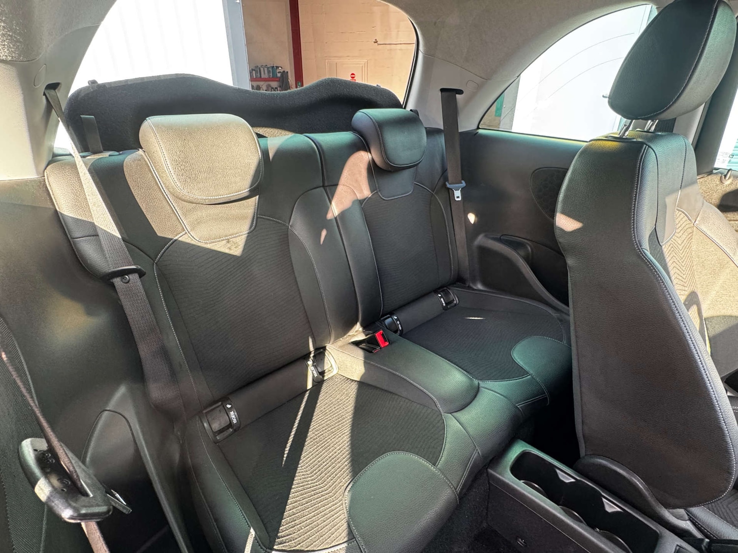 Used Vauxhall ADAM 2018 for sale - 76757914: Photo 18