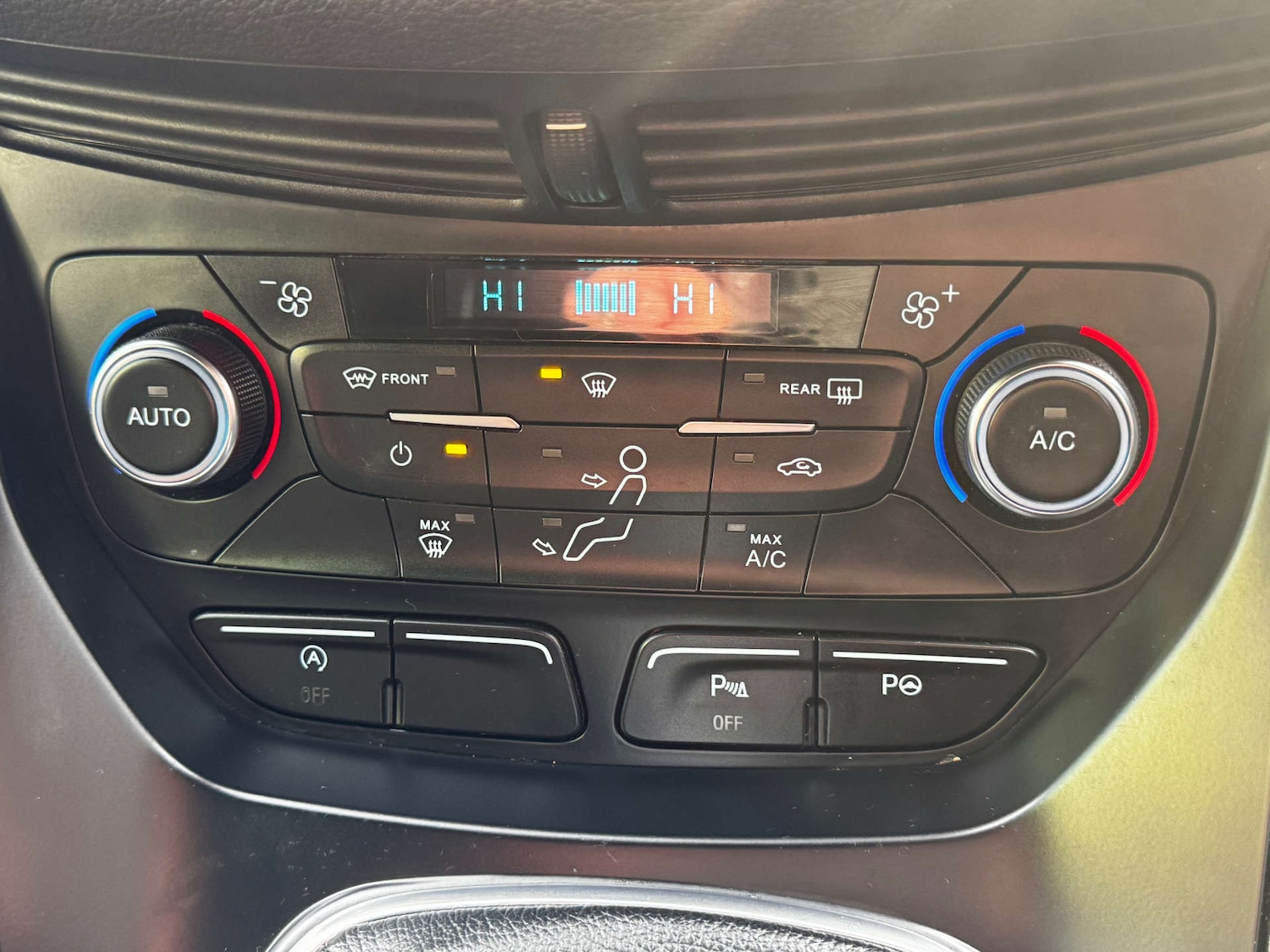 Used Ford Kuga 2017 for sale - 77198004: Photo 19