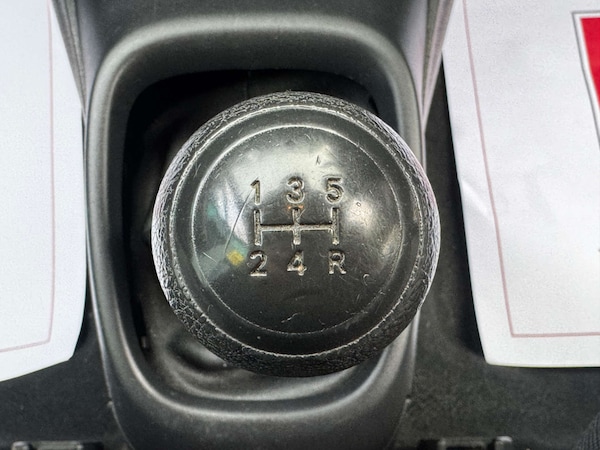 Used Peugeot 108 2015 for sale - 76278144: Photo 18