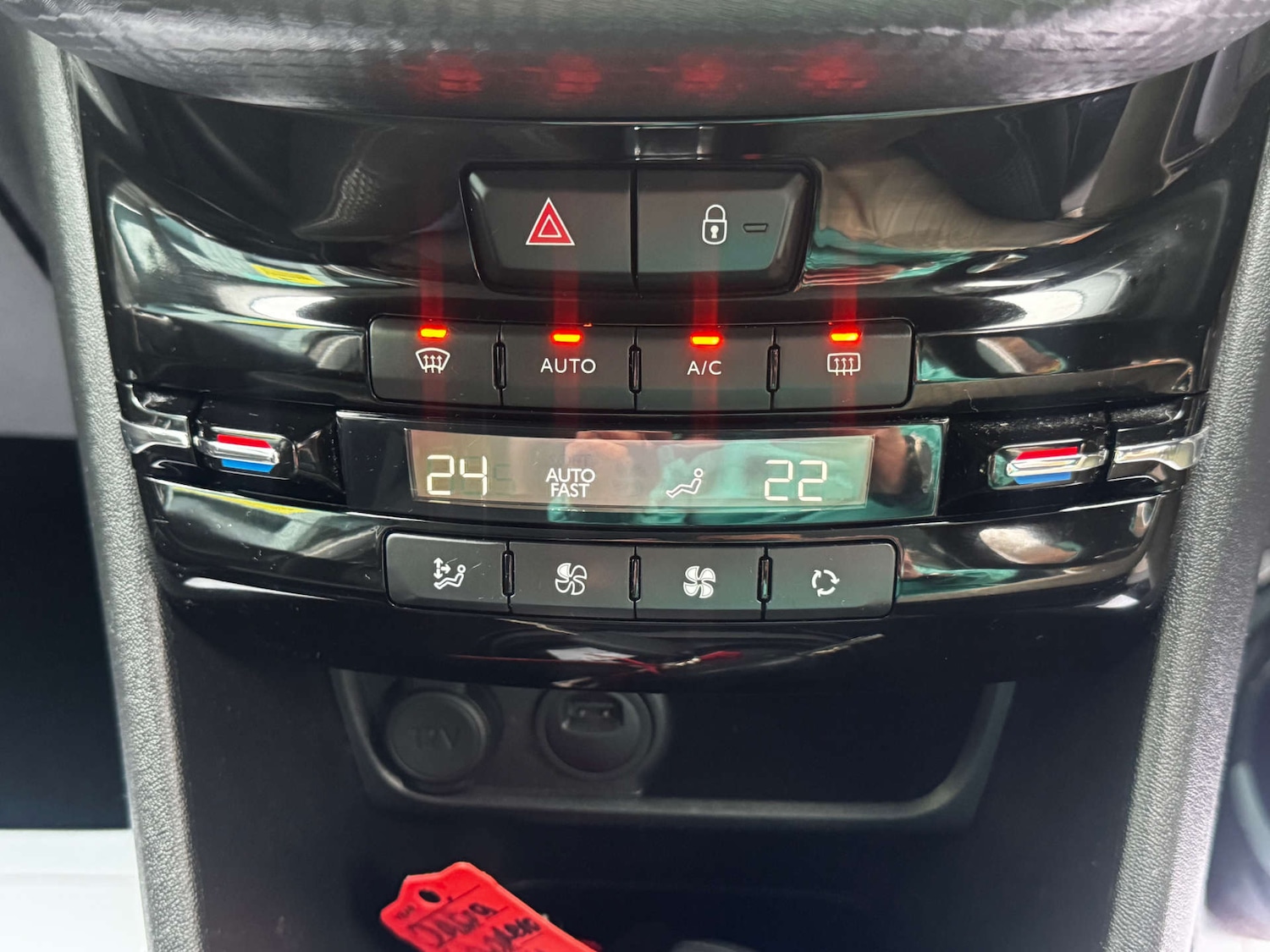 Used Peugeot 208 2019 for sale - 77535137: Photo 16