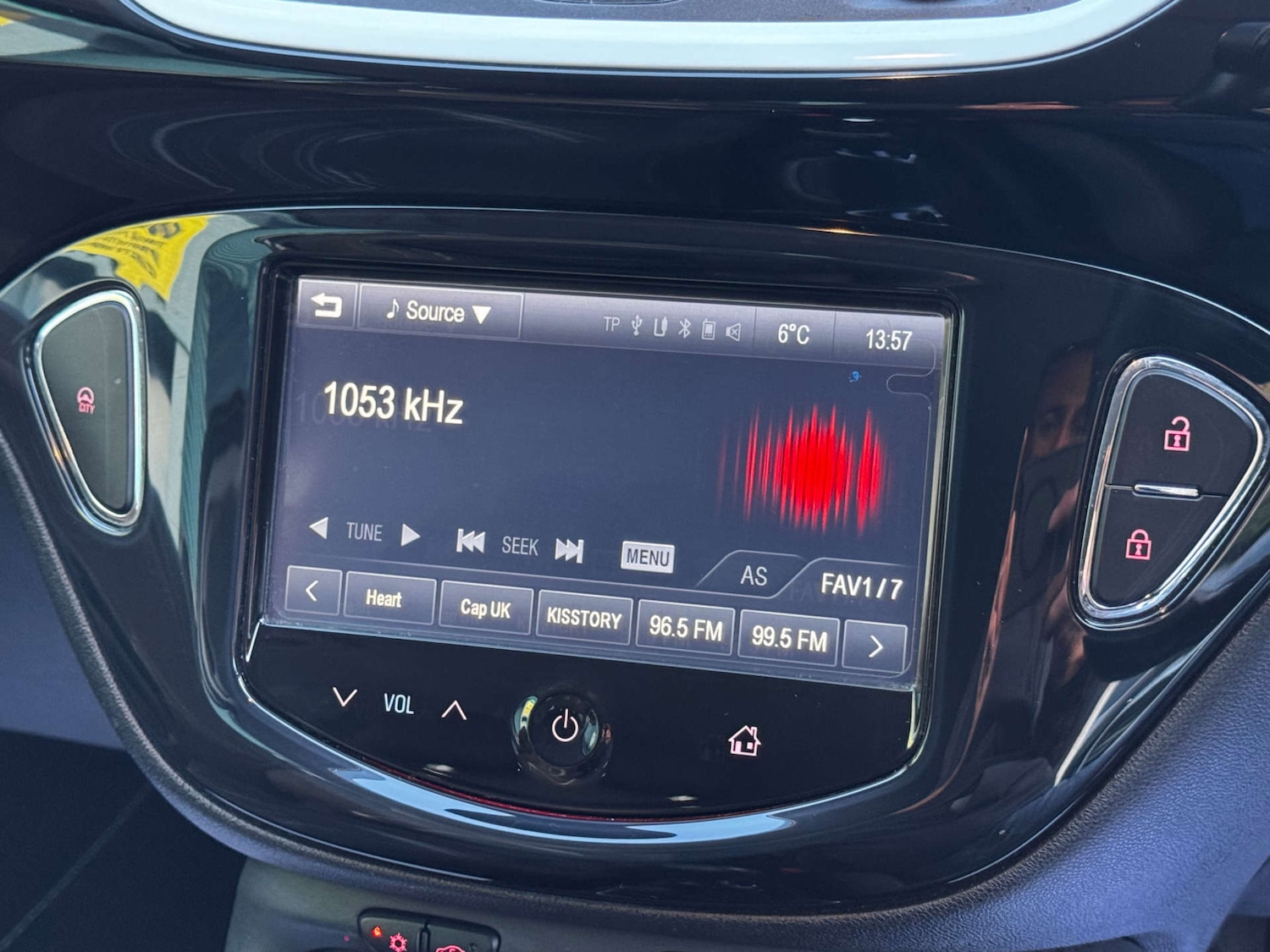 Used Vauxhall Corsa 2015 for sale - 77630710: Photo 14