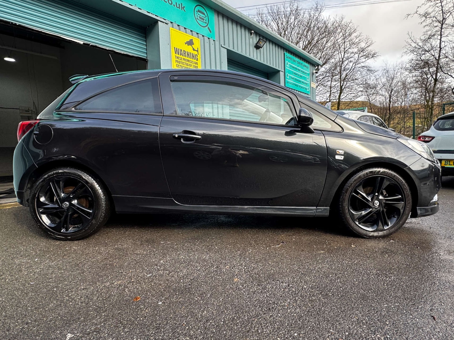 Used Vauxhall Corsa 2015 for sale - 77630710: Photo 9