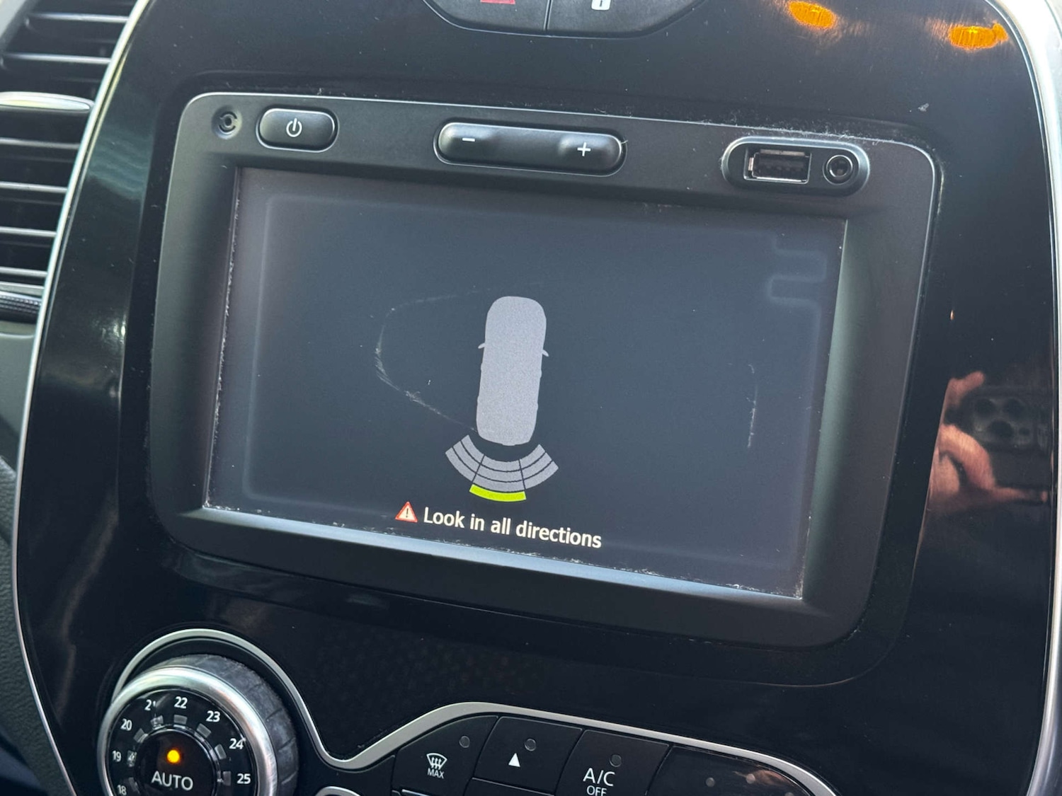 Used Renault Captur 2018 for sale - 77355485: Photo 17