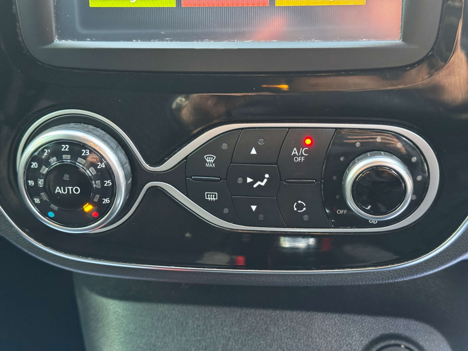 Used Renault Captur 2018 for sale - 77355485: Photo 18