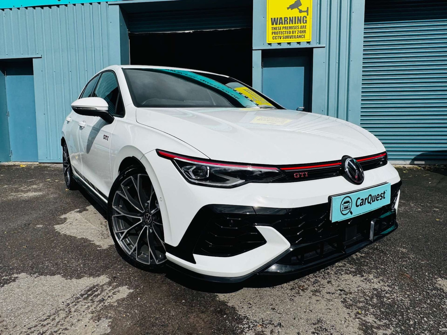 Used Volkswagen Golf 2025 for sale - 76601066: Photo 2