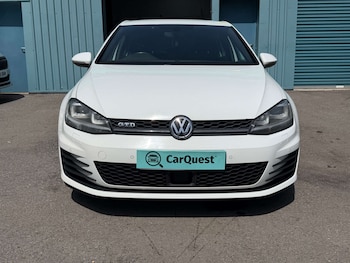 Used Volkswagen Golf 2016 for sale - 78688001: Photo