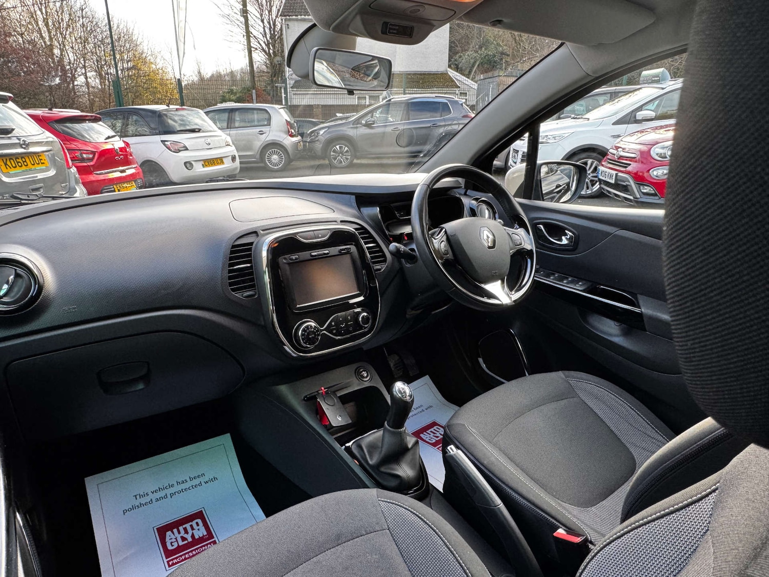 Used Renault Captur 2015 for sale - 76829830: Photo 10