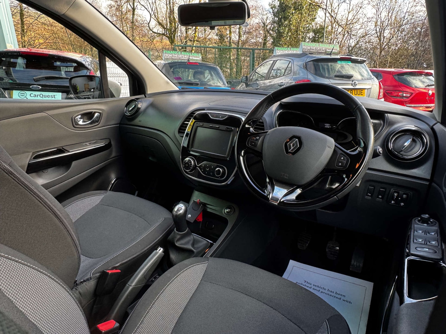 Used Renault Captur 2015 for sale - 76829830: Photo 11