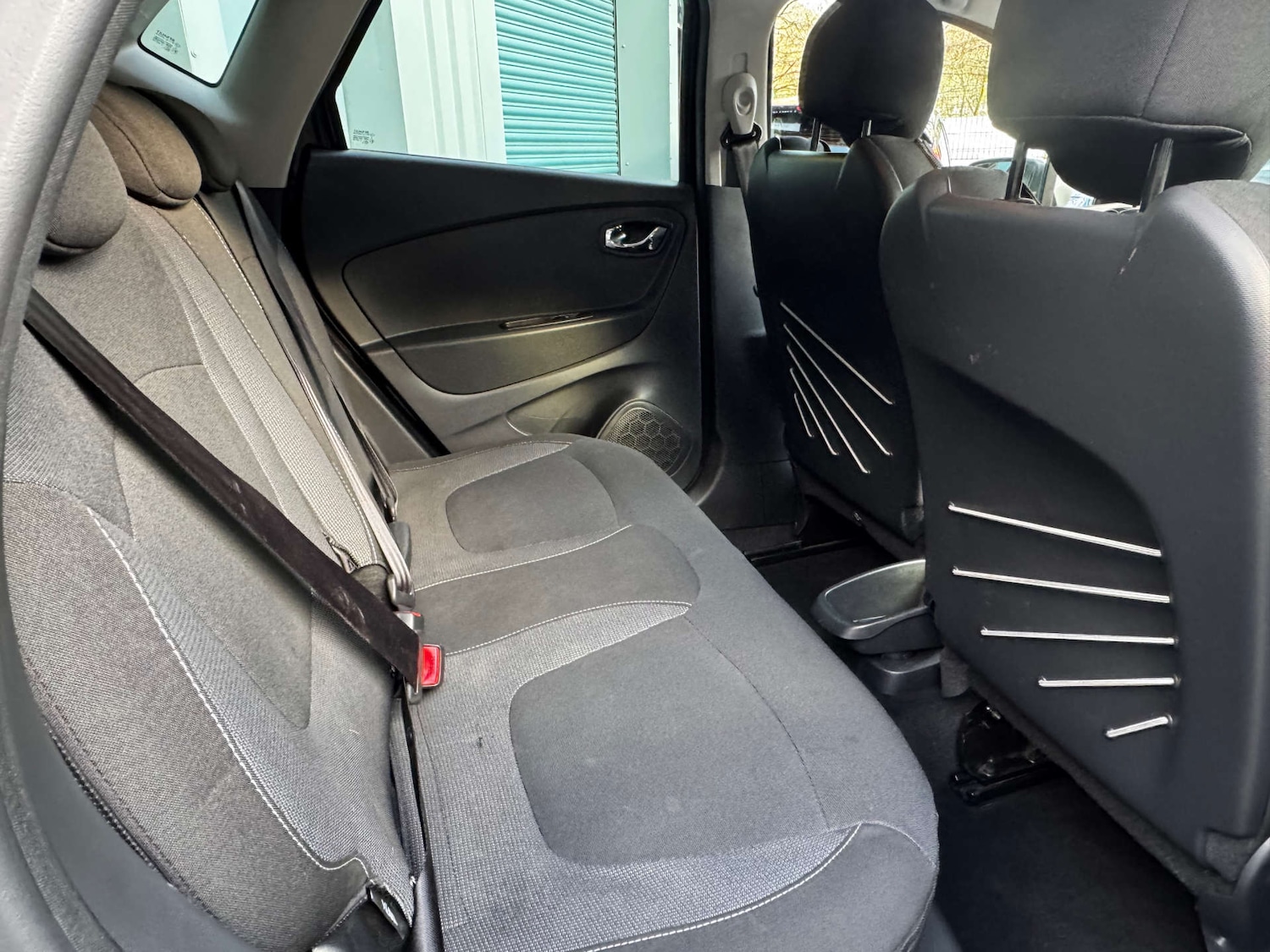 Used Renault Captur 2015 for sale - 76829830: Photo 18