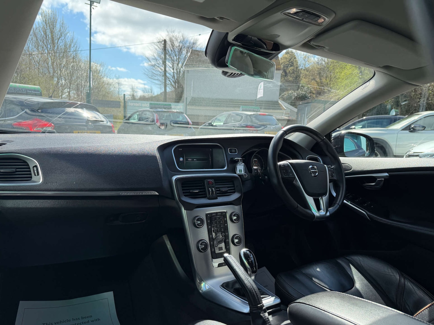 Used Volvo V40 2018 for sale - 78108348: Photo 13