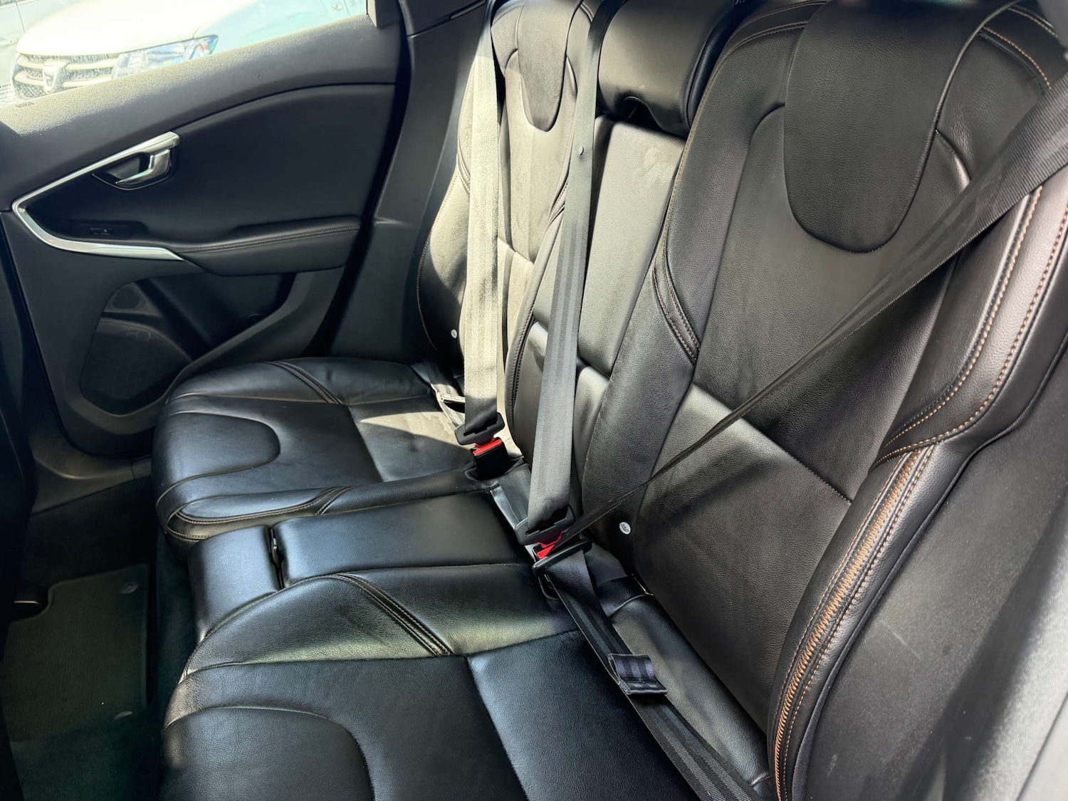 Used Volvo V40 2018 for sale - 78108348: Photo 28