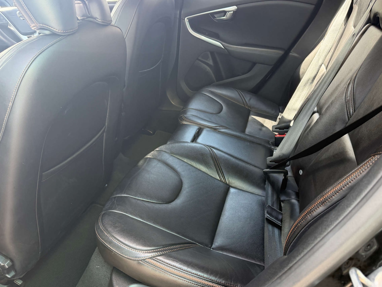 Used Volvo V40 2018 for sale - 78108348: Photo 29