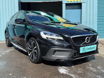Used Volvo V40 2018 for sale - 78108348: Photo