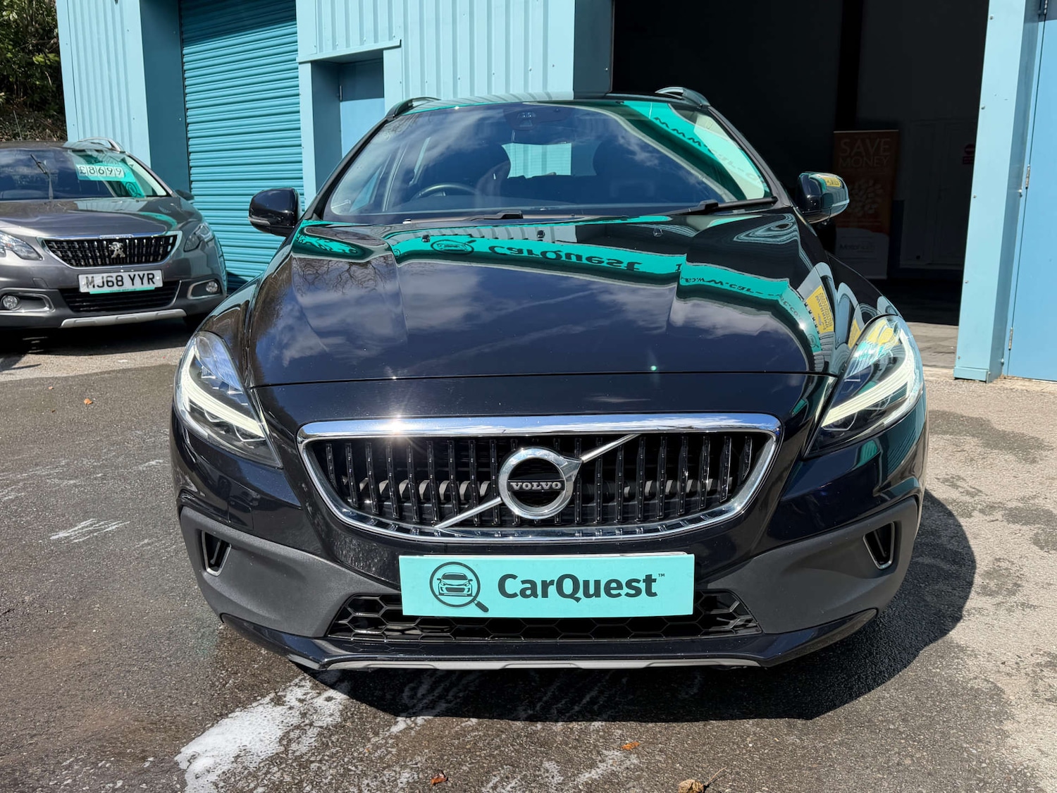Used Volvo V40 2018 for sale - 78108348: Photo 4