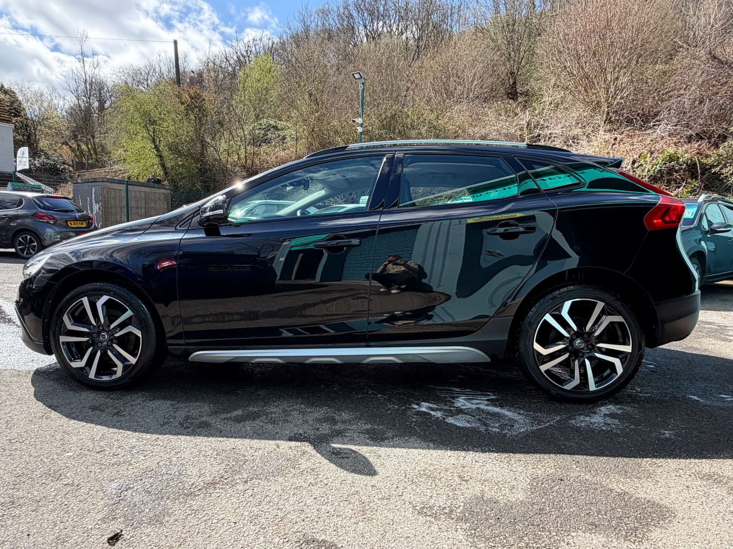 Used Volvo V40 2018 for sale - 78108348: Photo 6