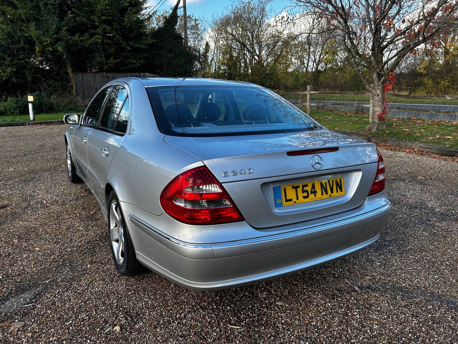 Used Mercedes-Benz E Class 2004 for sale - 76446603: Photo 11