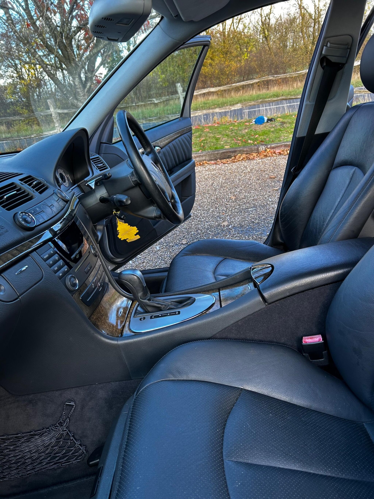 Used Mercedes-Benz E Class 2004 for sale - 76446603: Photo 29