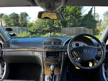 Used Mercedes-Benz E Class 2004 for sale - 76446603: Photo