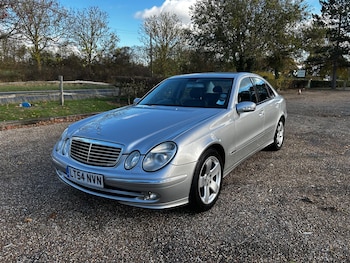 Used Mercedes-Benz E Class 2004 for sale - 76446603: Photo