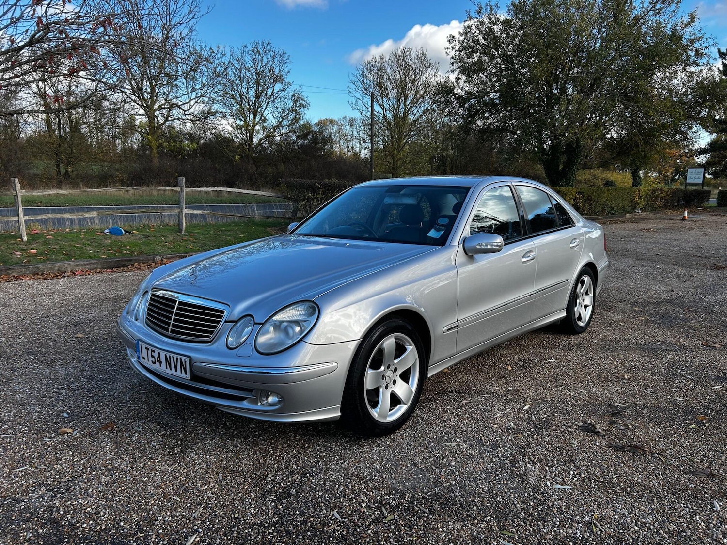 Used Mercedes-Benz E Class 2004 for sale - 76446603: Photo 5