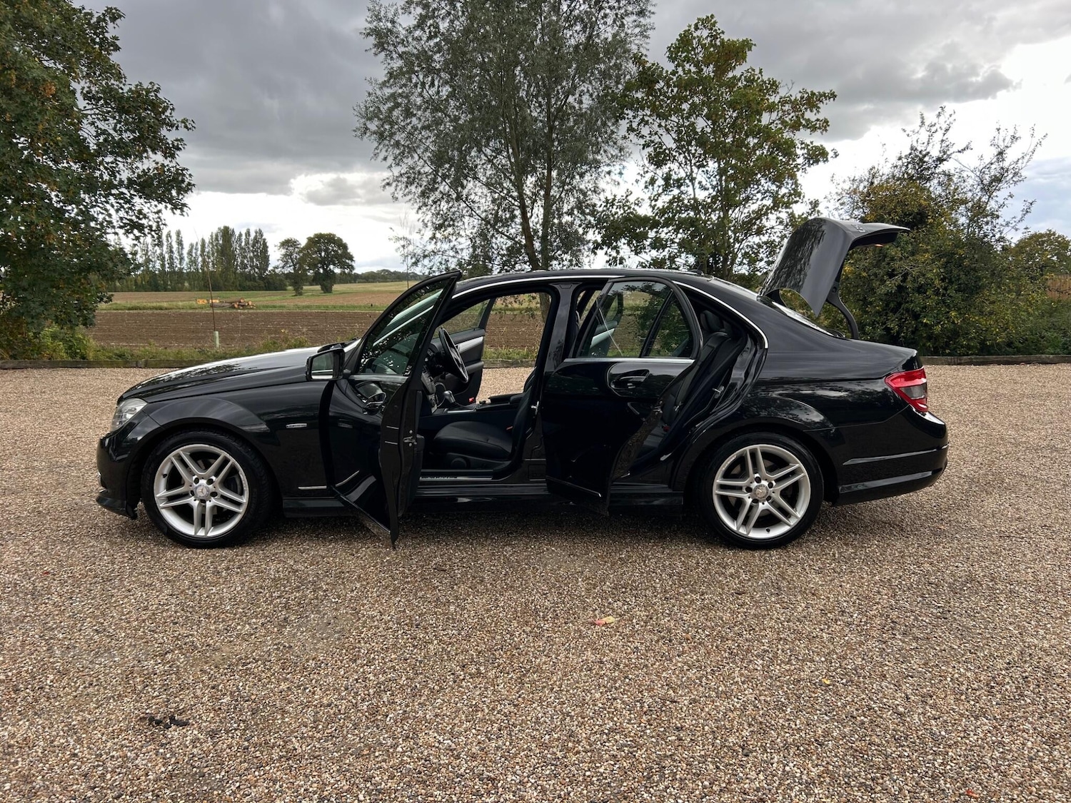 Used Mercedes-Benz C Class 2009 for sale - 77174909: Photo 29