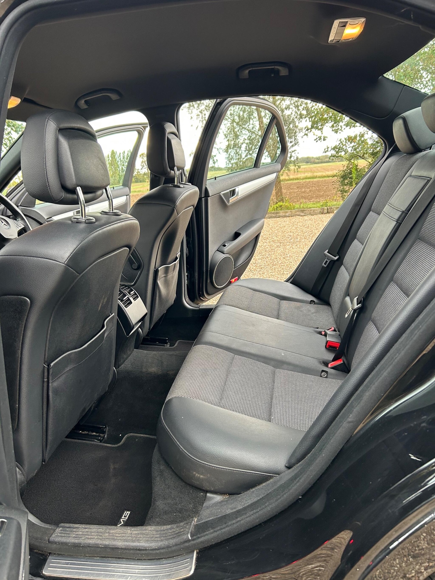 Used Mercedes-Benz C Class 2009 for sale - 77174909: Photo 31