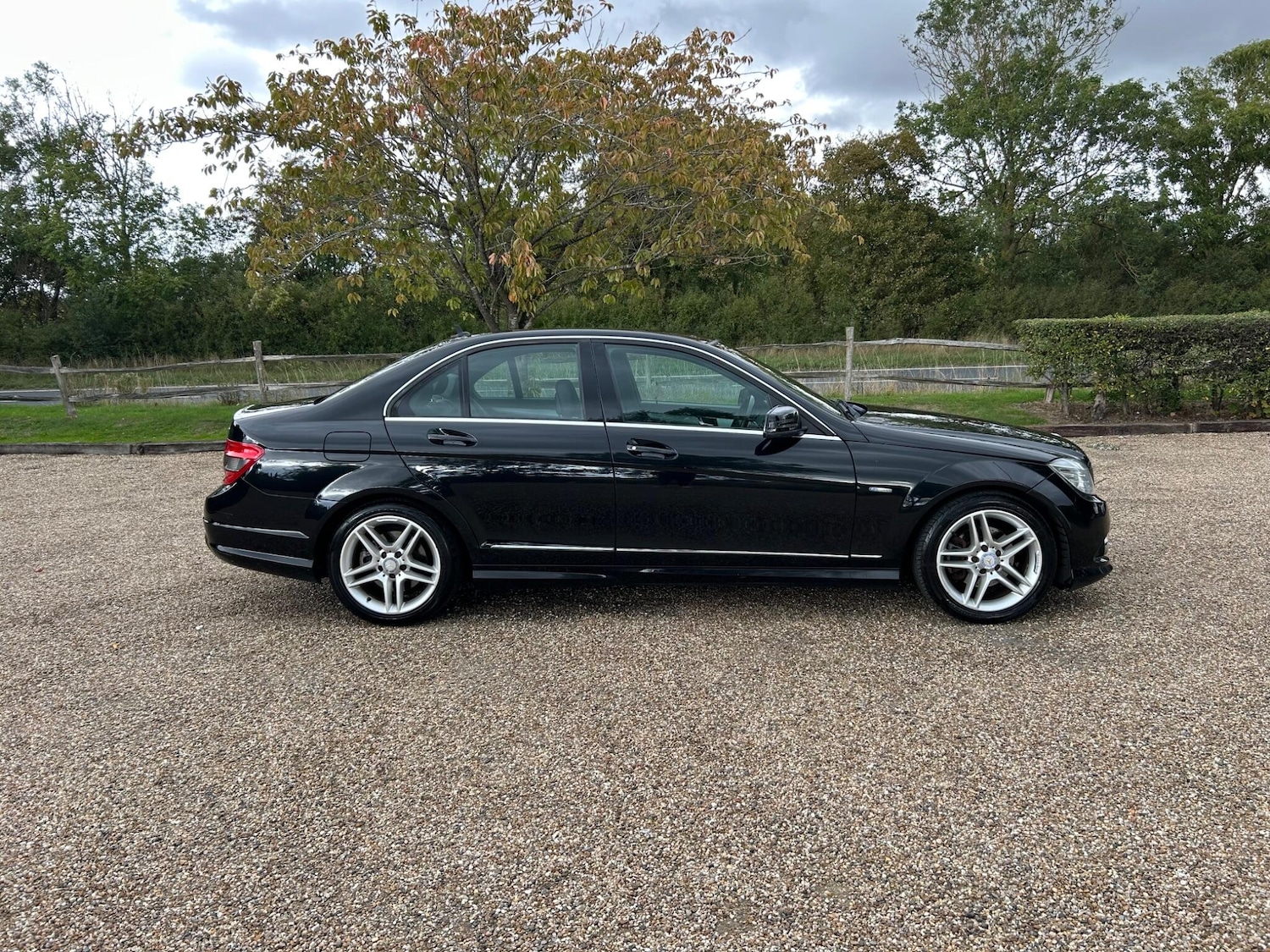 Used Mercedes-Benz C Class 2009 for sale - 77174909: Photo 8
