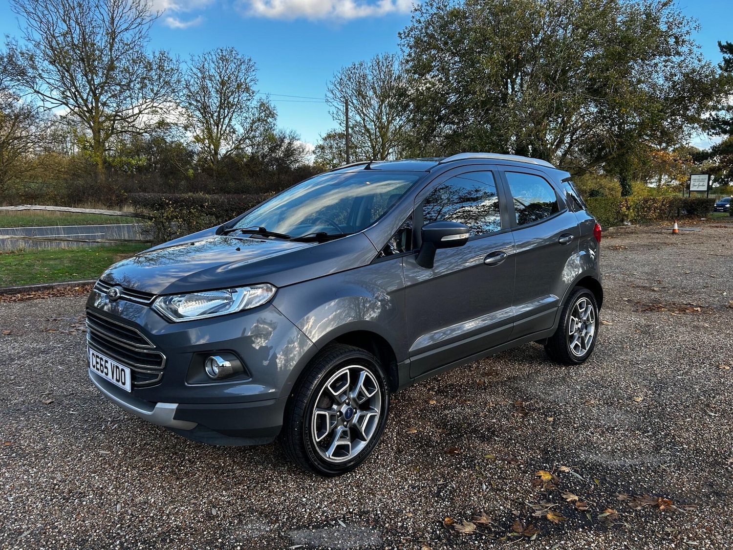 Used Ford Ecosport 2015 for sale - 76918518: Photo 1