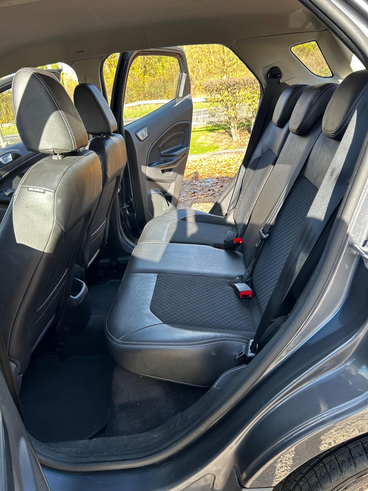 Used Ford Ecosport 2015 for sale - 76918518: Photo 30