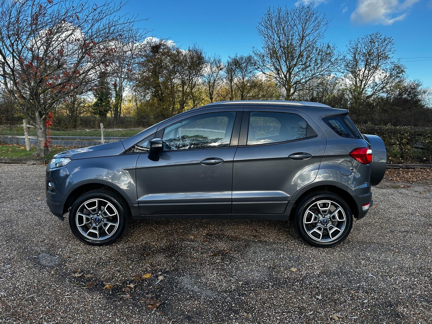 Used Ford Ecosport 2015 for sale - 76918518: Photo 8