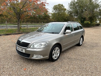 Skoda - Octavia