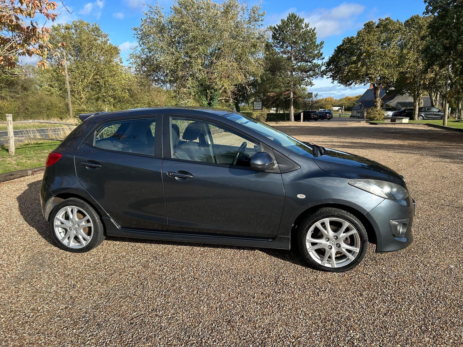 Used Mazda Mazda2 2010 for sale - 76174837: Photo 22