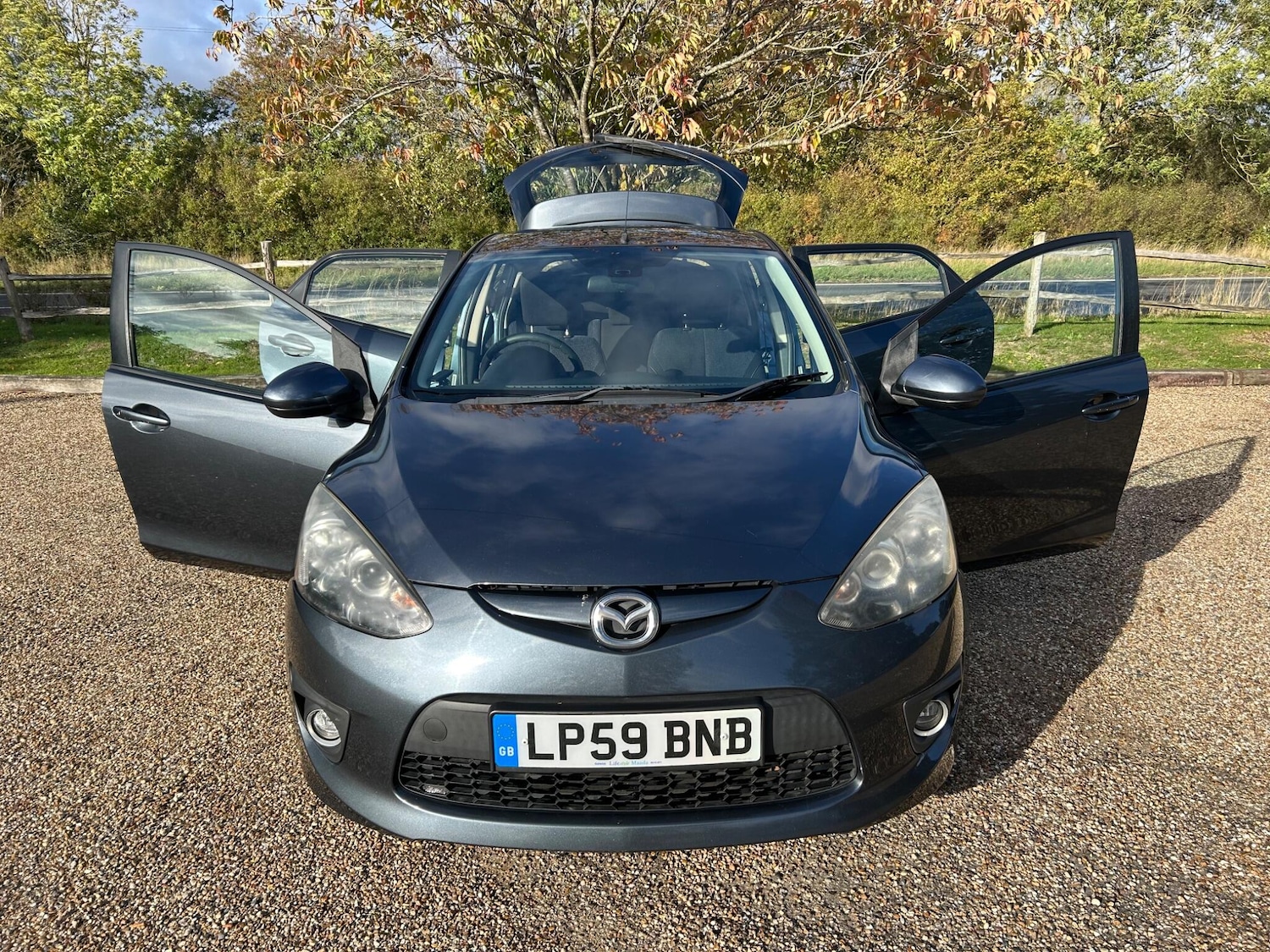 Used Mazda Mazda2 2010 for sale - 76174837: Photo 27