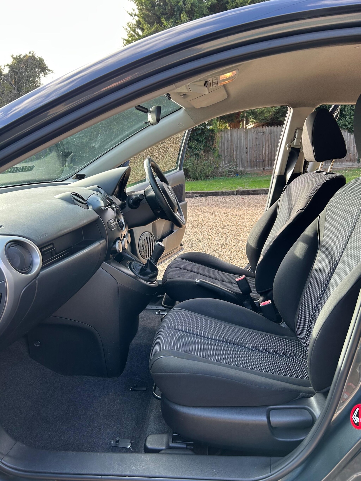 Used Mazda Mazda2 2010 for sale - 76174837: Photo 31