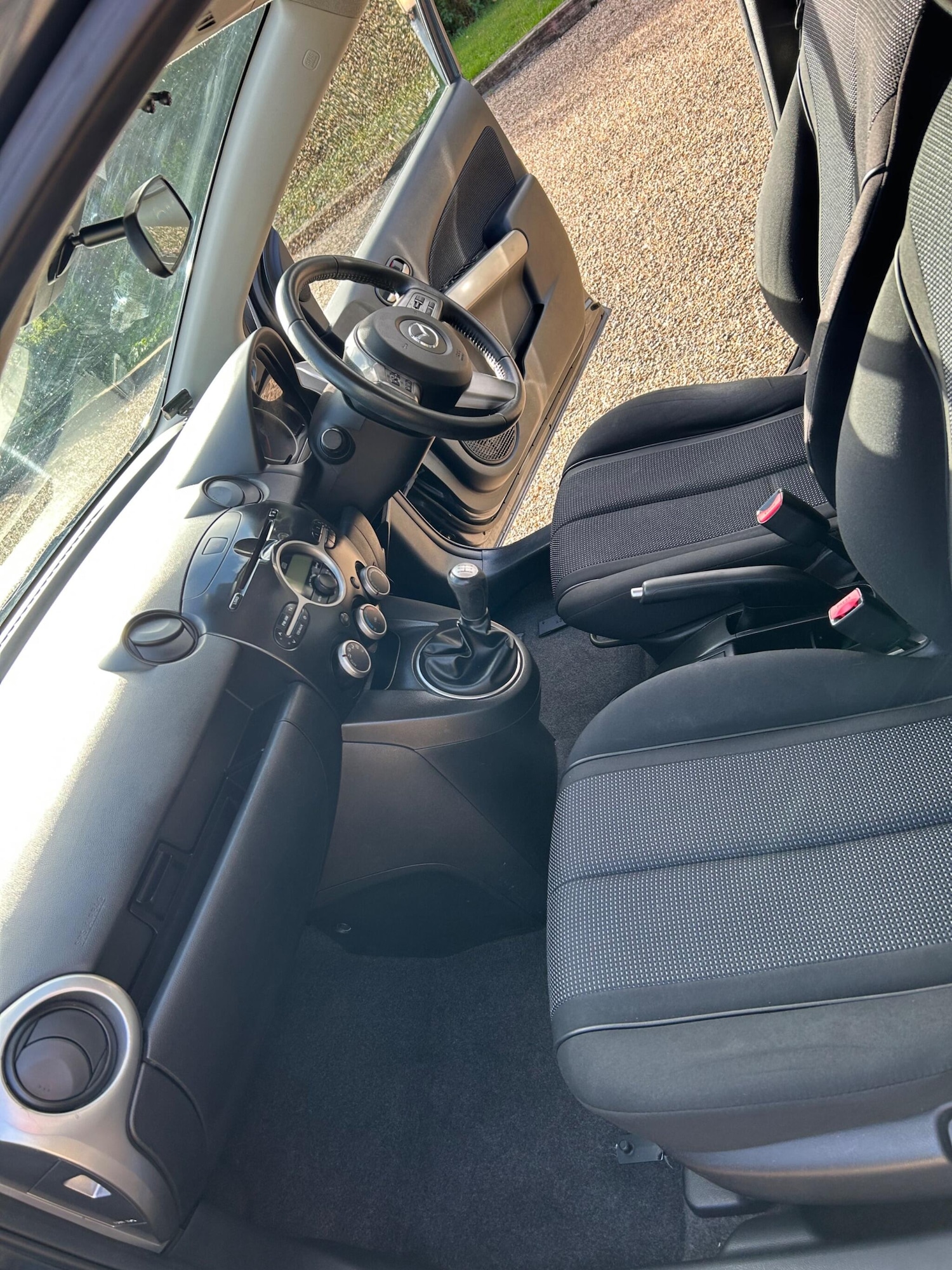 Used Mazda Mazda2 2010 for sale - 76174837: Photo 32