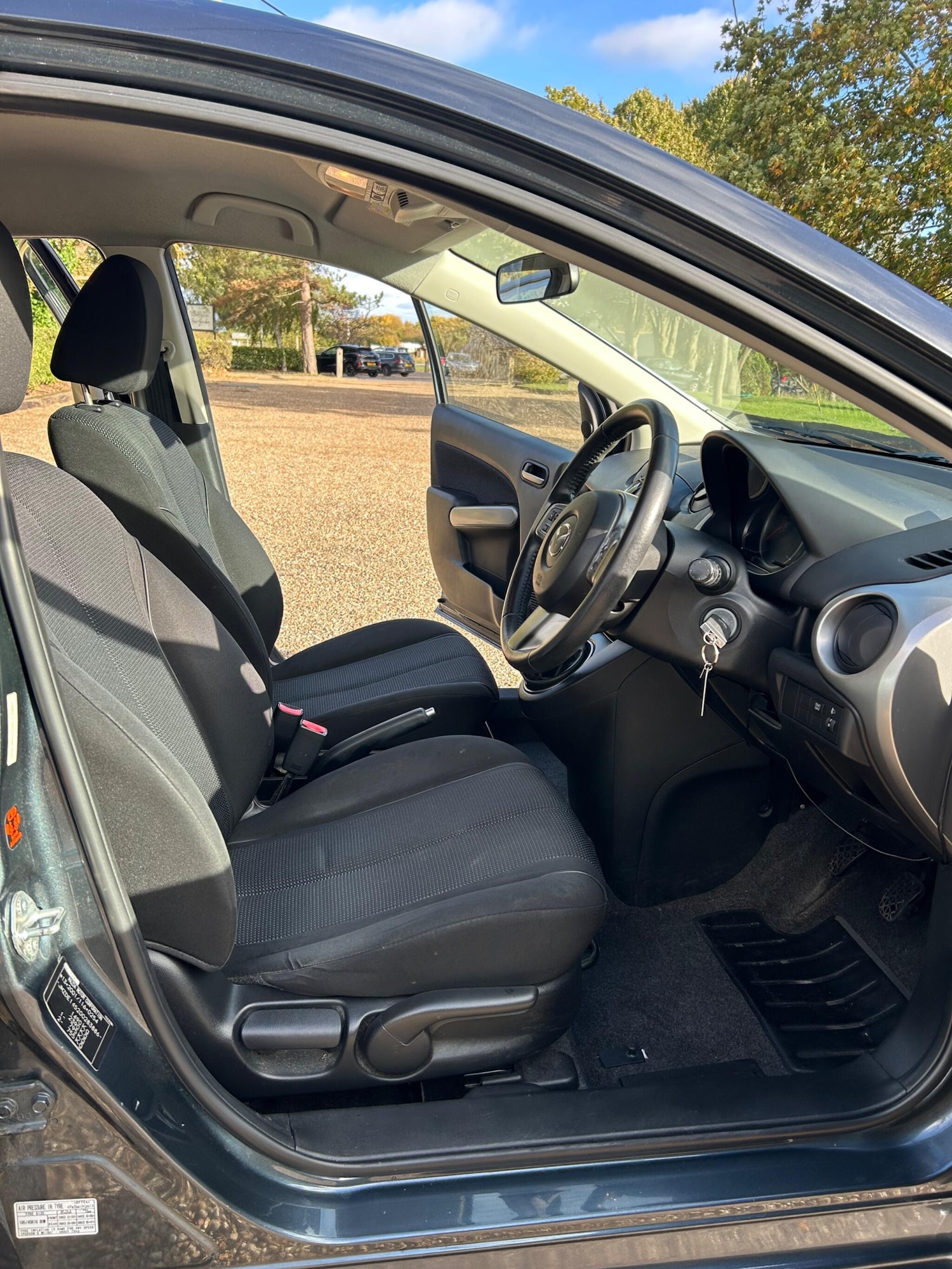 Used Mazda Mazda2 2010 for sale - 76174837: Photo 36