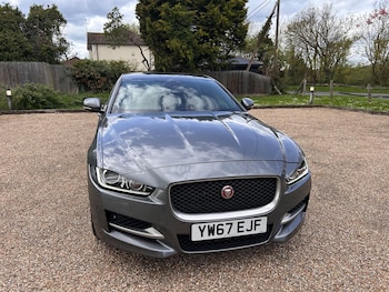 Used Jaguar XE 2017 for sale - 78275451: Photo