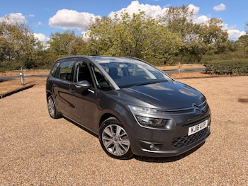 Used Citroen Grand C4 Picasso 2016 for sale - 79601680: Photo