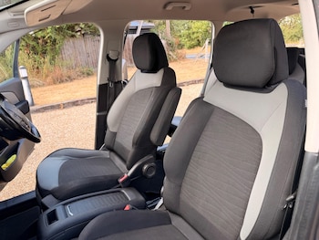 Used Citroen Grand C4 Picasso 2016 for sale - 79601680: Photo
