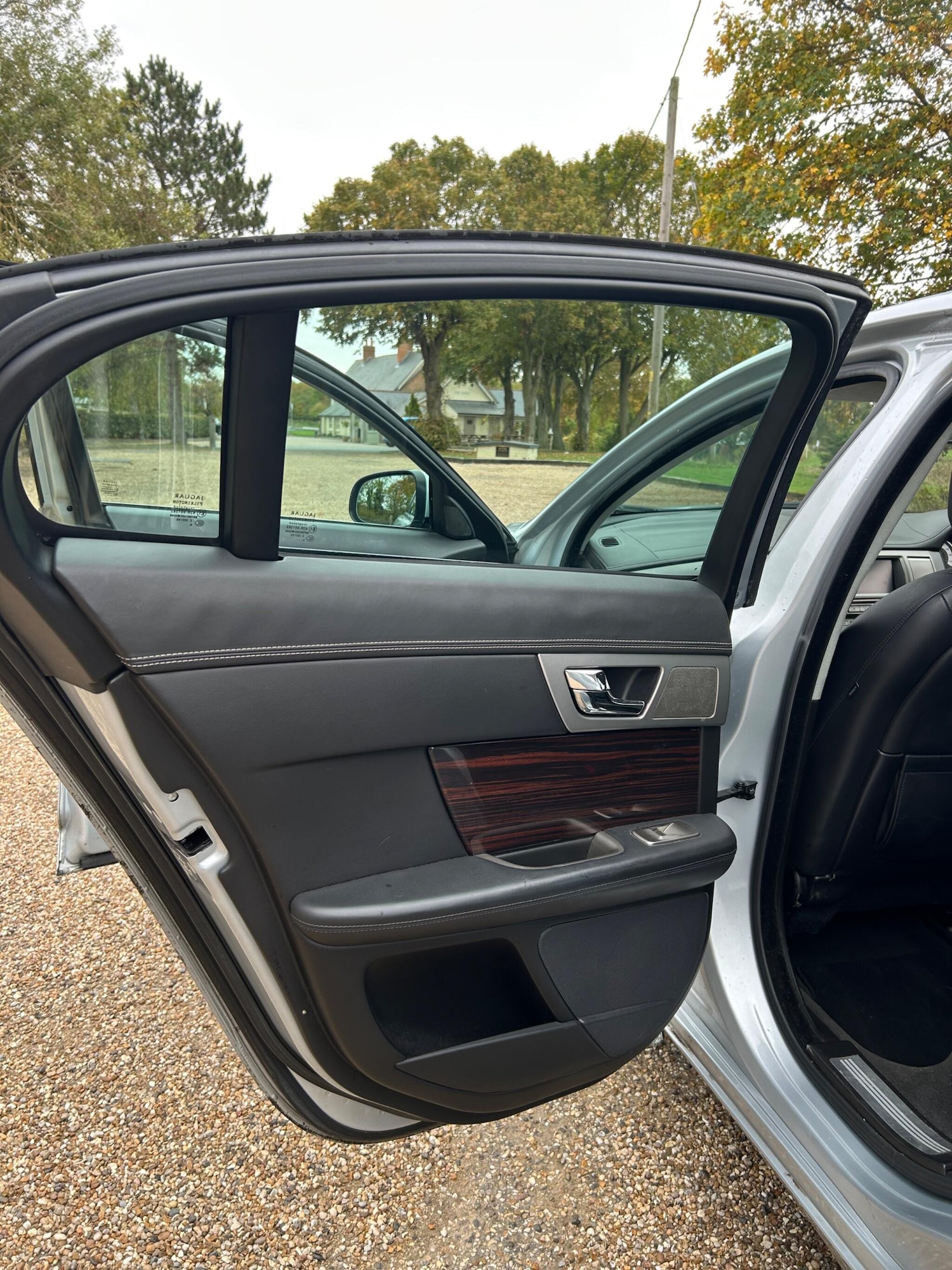 Used Jaguar XF 2009 for sale - 76307104: Photo 43
