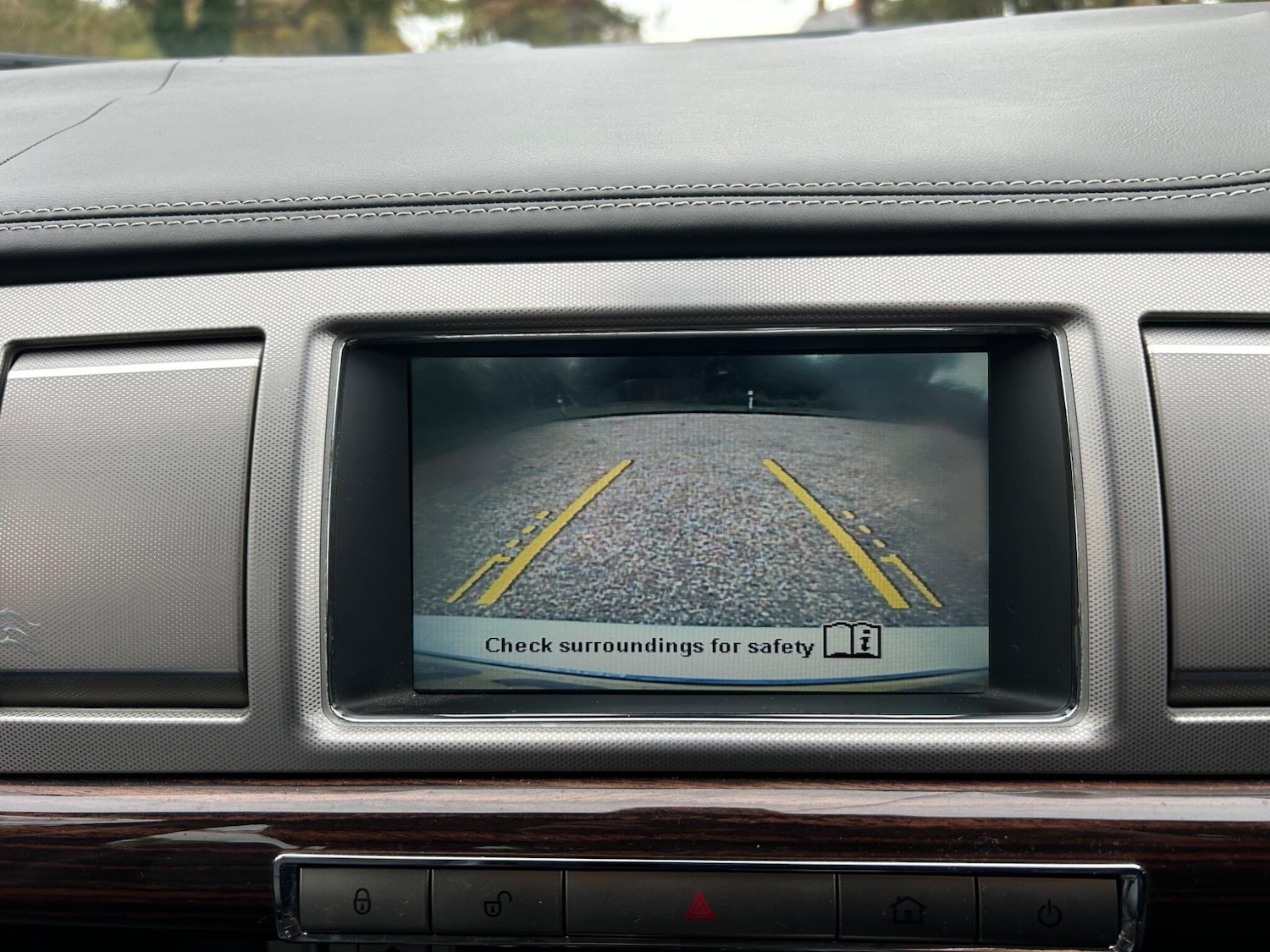 Used Jaguar XF 2009 for sale - 76307104: Photo 48