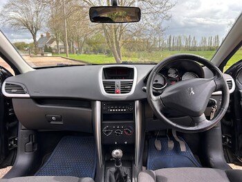 Used Peugeot 207 2007 for sale - 78261365: Photo