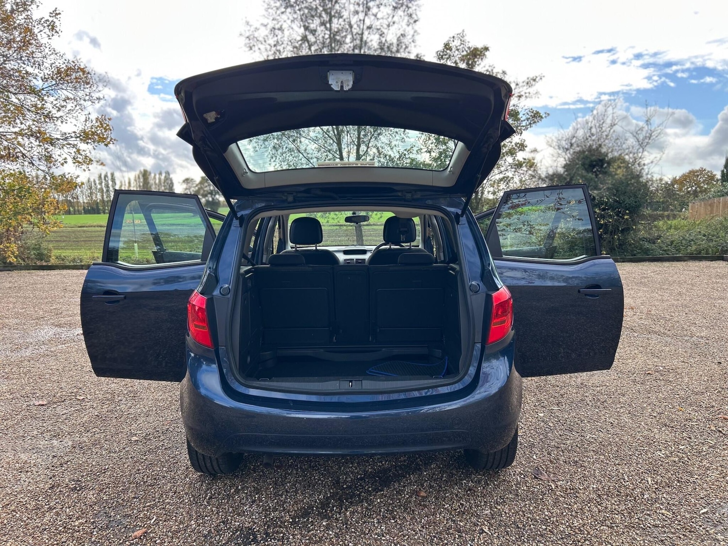 Used Vauxhall Meriva 2013 for sale - 76349743: Photo 28