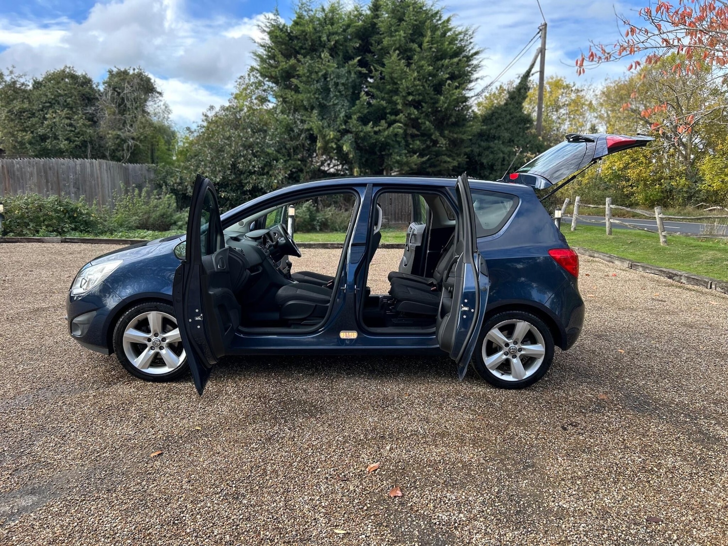 Used Vauxhall Meriva 2013 for sale - 76349743: Photo 30