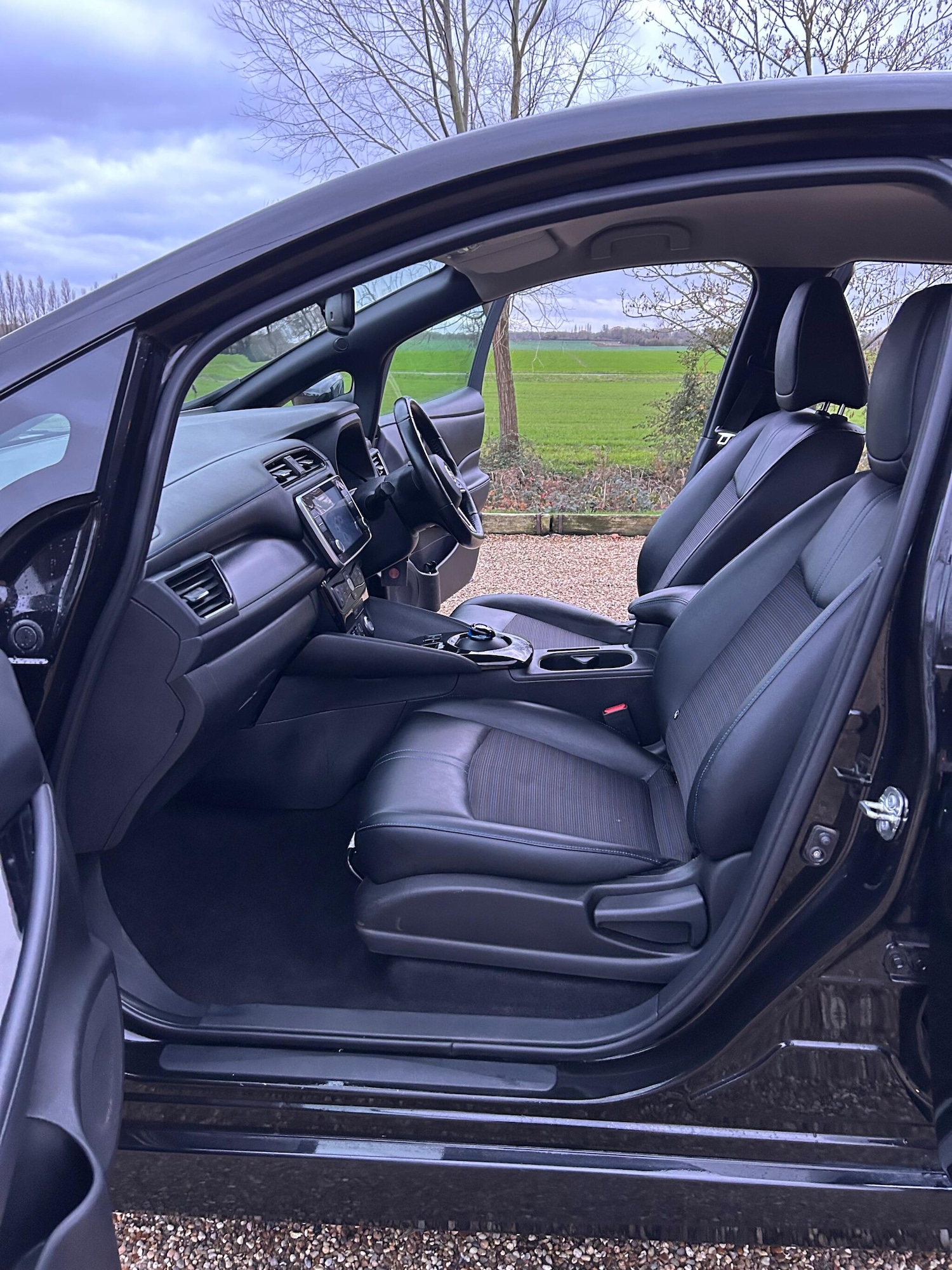 Used Nissan Leaf 2020 for sale - 76926060: Photo 3