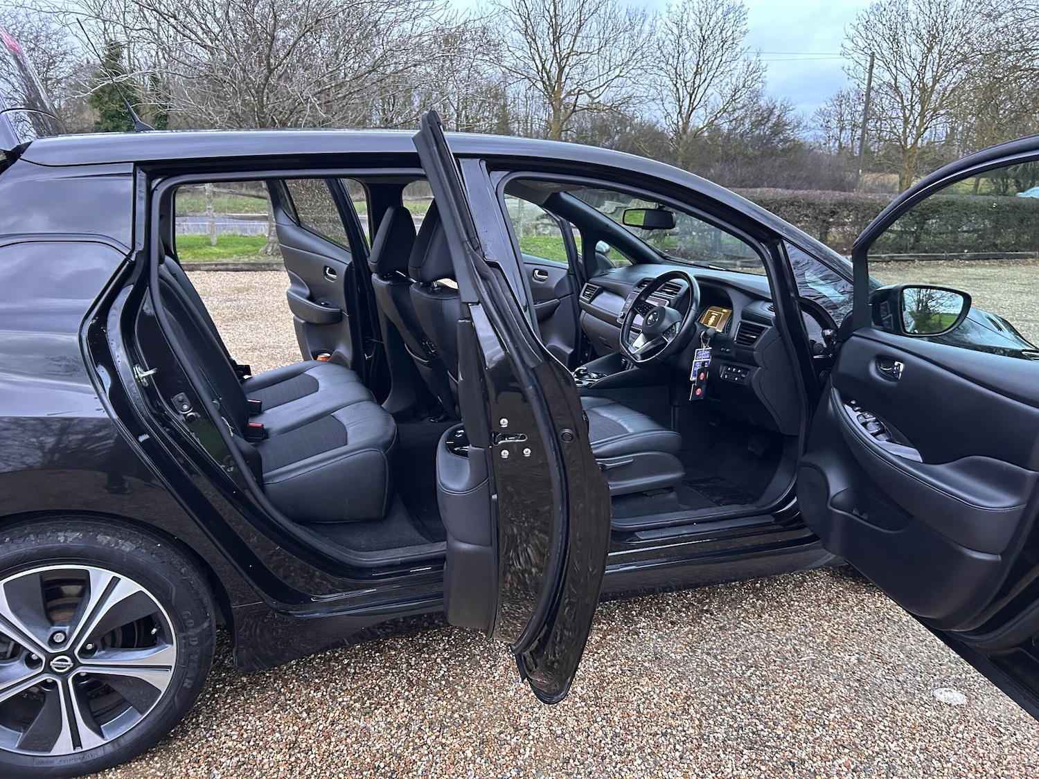 Used Nissan Leaf 2020 for sale - 76926060: Photo 32