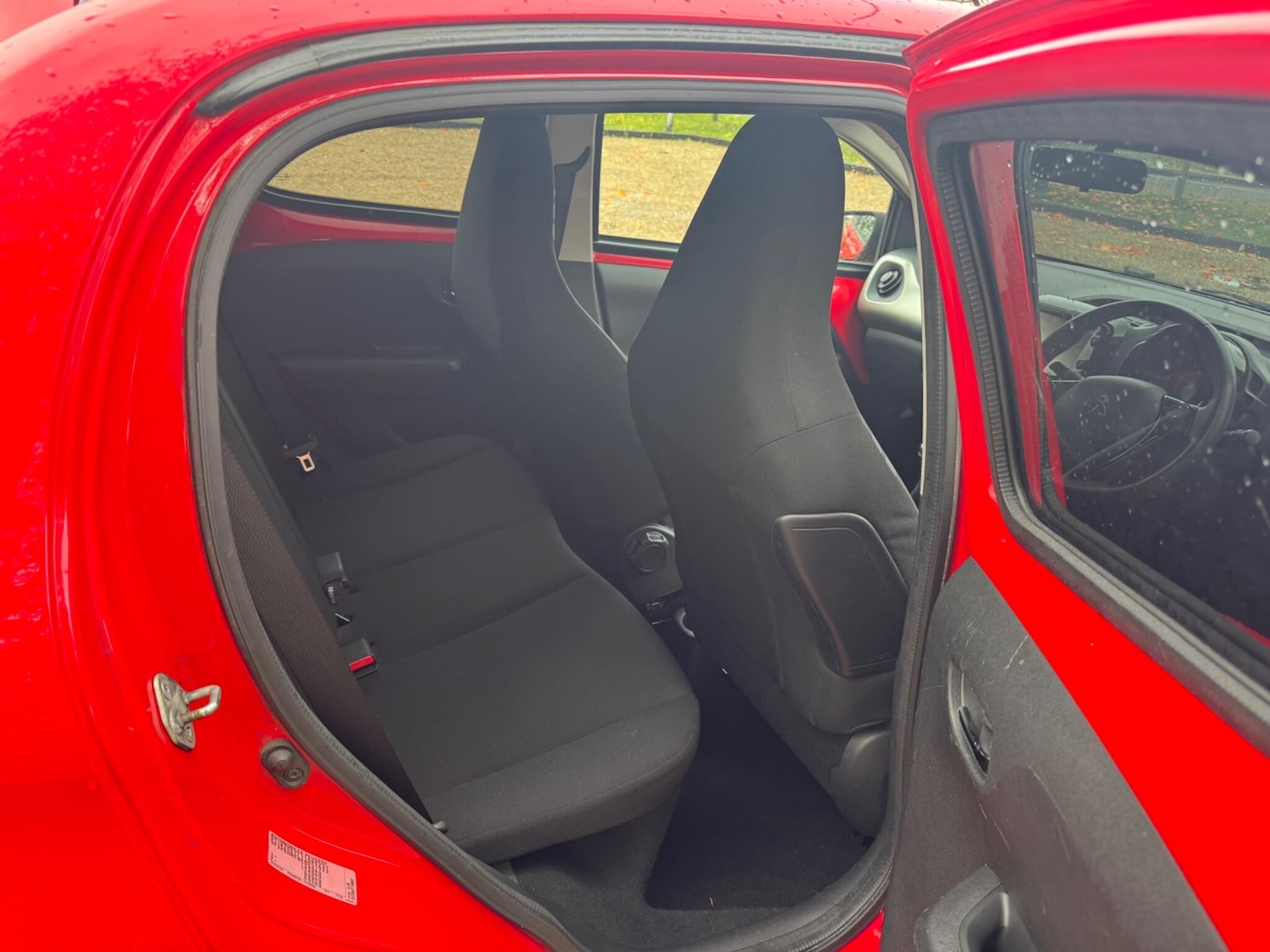 Used Peugeot 108 2014 for sale - 76360699: Photo 19